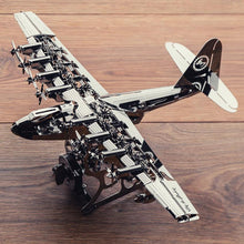 Load image into Gallery viewer, Spruce Goose with Tool Set